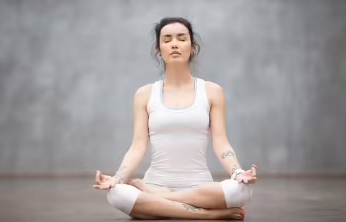 Maha Yoga - Sit In The Right Manner 3. Sit In The Right Manner