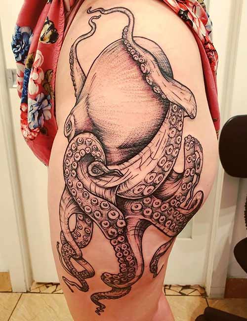 Hip Tattoos - Octopus Tattoo On The Thigh