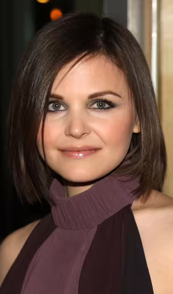 Summer Hairstyles For Girls - Short And Sweet Layered Hairstyle Short sweet hairstyle