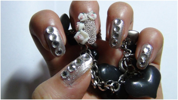Apply Transparent Top Coat Silver Nail Art - Apply Transparent Top Coat