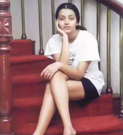 Trisha without makeup at home