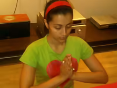 Trisha without makeup at a yoga session