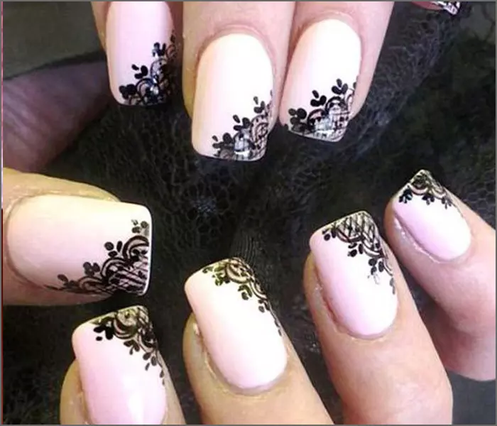 Lacy Pinks - Light Pink Nail Art