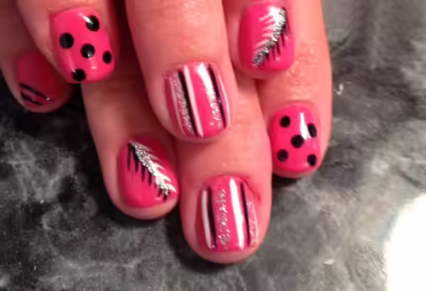 Hand Painted Nail Art - Design 8 eight