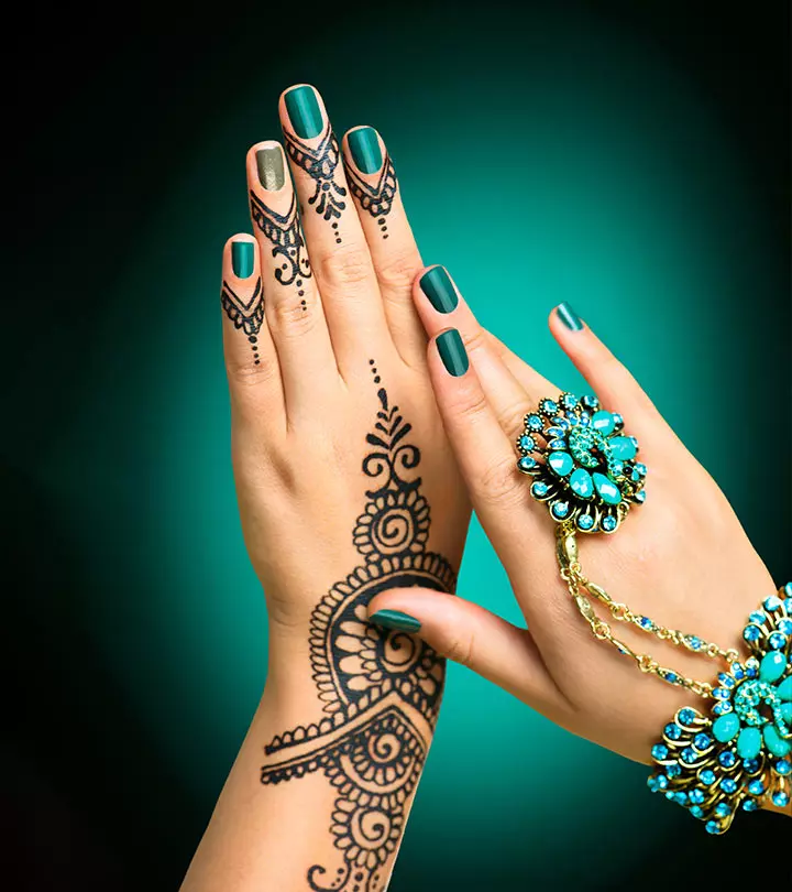 Top 10 Fresh Flower Jewellery For Your Mehndi Design_image