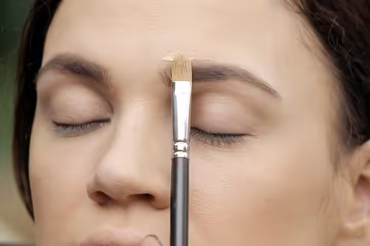 Step 5: Conceal And Perfect How To Make Eyebrows Thicker? - Step 5: Conceal And Perfect