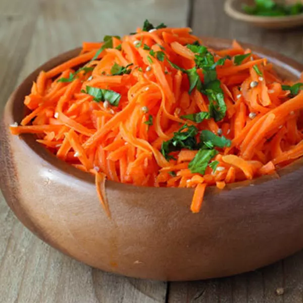 Summer Salads Recipes – Carrot Summer Salad With Lemon Honey Dressing