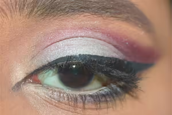 Chinese Eye Makeup - Step 7 Draw a strong slanted line