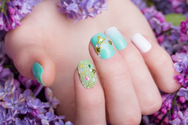 Gradient rhinestone art