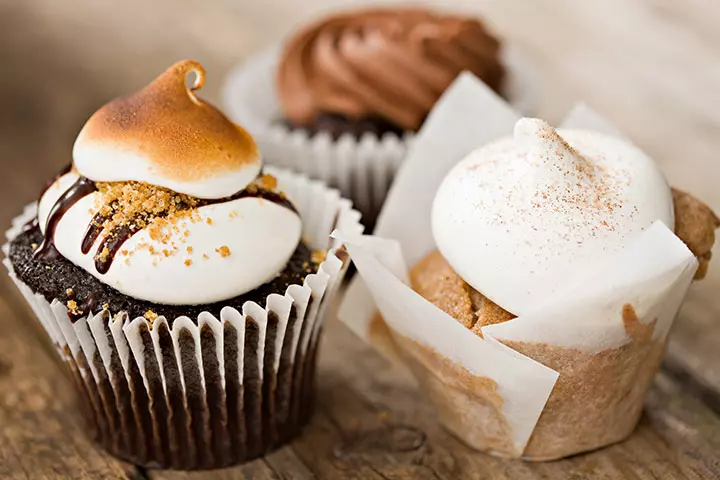 Marshmallow Campfire Cupcakes to Celebrate Baby Shower