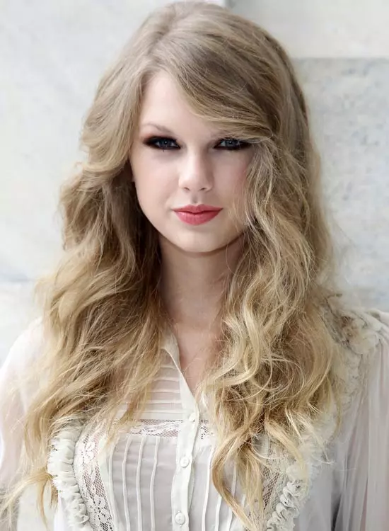 Soft-Airy-Waves-with-Side-Sweep