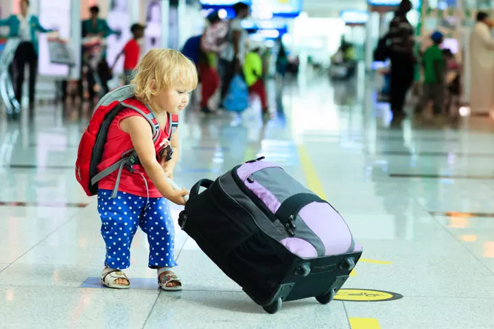 10 Useful Tips For Air Travel With Your Toddler_image