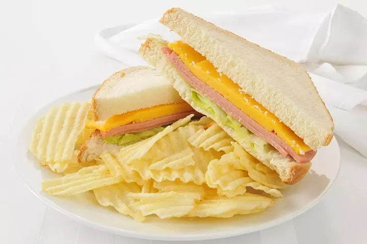 sandwiches and chips