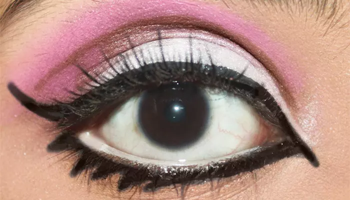 Gorgeous Barbie Inspired Makeup (6)