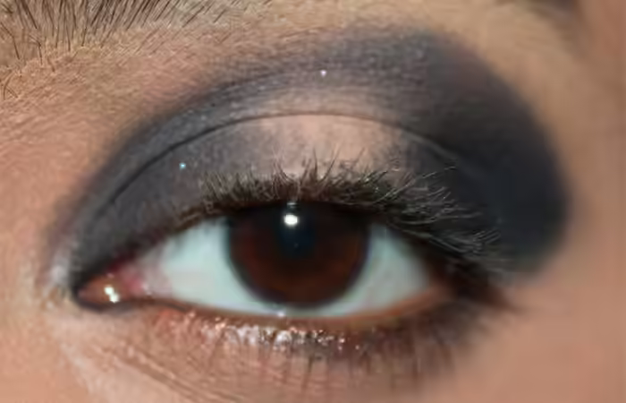 Step 3: Apply A Matte Grayish Black Eyeshadow Black and White Eye Makeup Tutorial - Step 3: Apply A Matte Grayish Black Eyeshadow