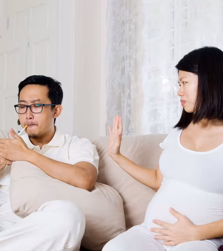 4 Effective Precautions To Keep Second-Hand Smoke At Bay During Pregnancy