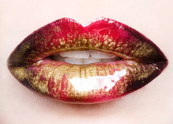 Glittery Lip Art