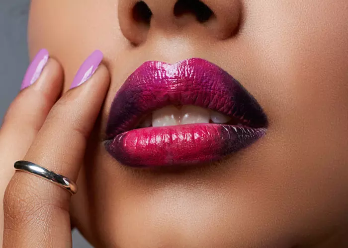 Ombre Lips Art