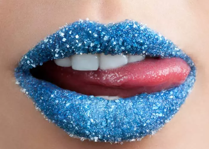 Sparkly Textured Lip Art