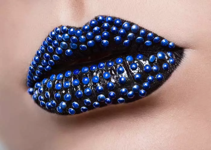 Textured Lip Art