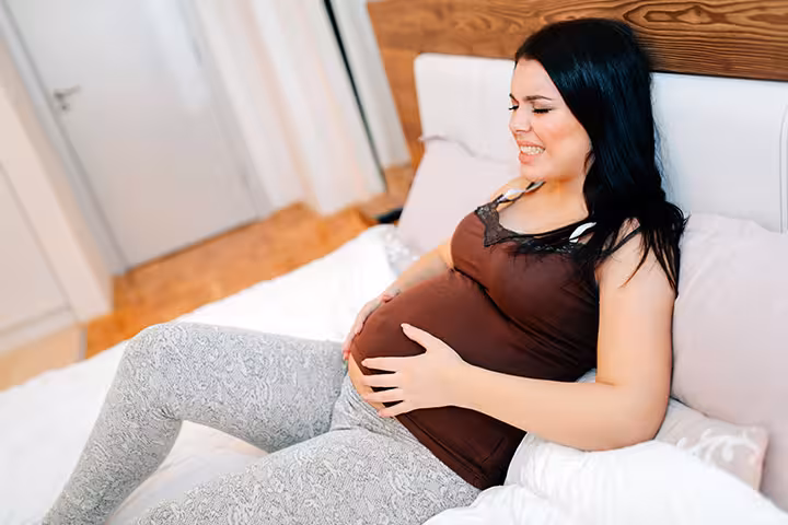 Round Ligament Pain During Pregnancy And How To Get Relief Round Ligament Pain During Pregnancy And How To Get Relief