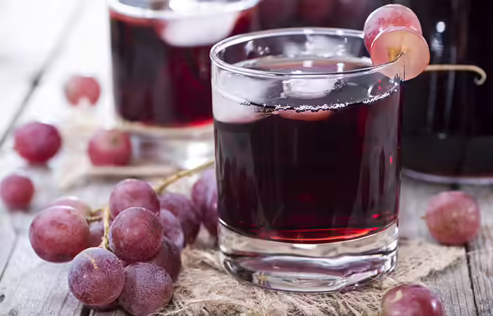 Fruit Juices During Pregnancy - Grape Juice Image: Shutterstock
