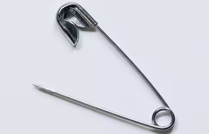 Nail Art Dotting Tool - Safety Pins Image: Shutterstock