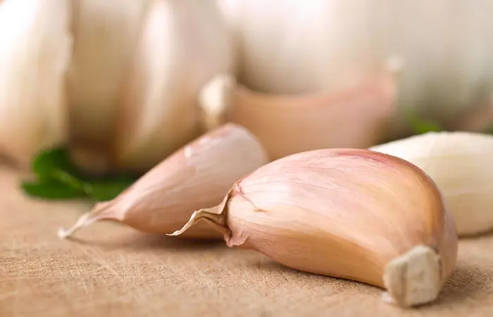Home Remedies For Wisdom Tooth Pain - Garlic