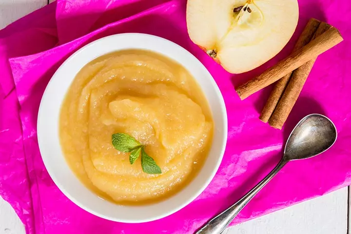 Apple mango-yogurt puree