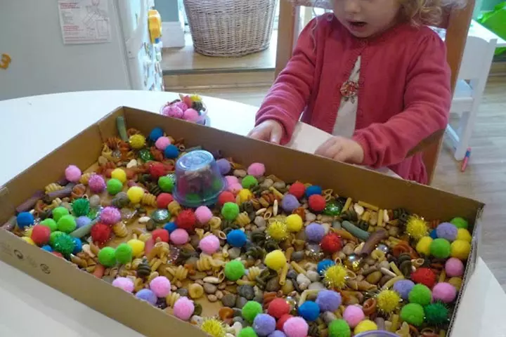 Prepare A Sensory Box