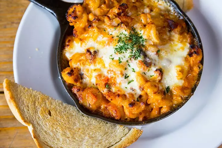 Skillet cheeseburger mac and cheese