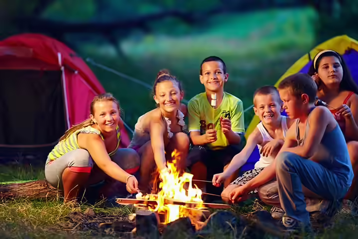 Bonfire winter activity for teenagers Bonfire winter activity for teenagers