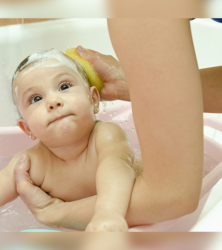 5 Steps To Give A Sponge Bath To Your Baby