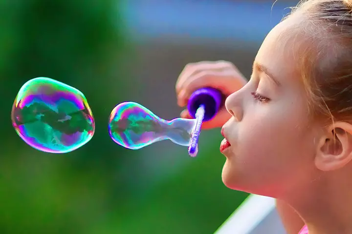 Make Technicolor bubbles