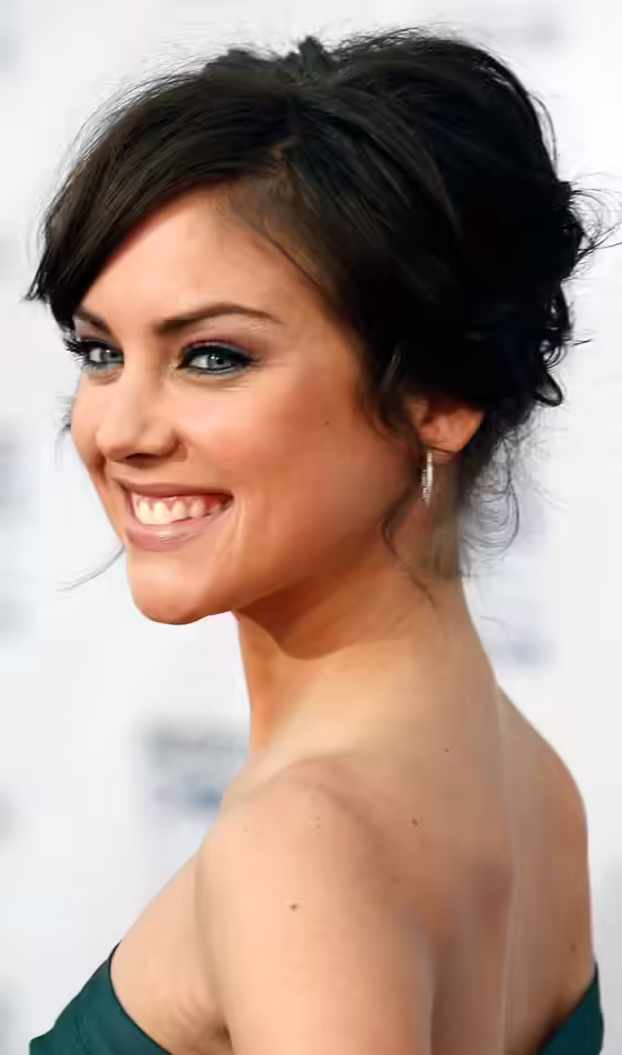 Messy Bun Updo - Wavy Bun Wavy Bun