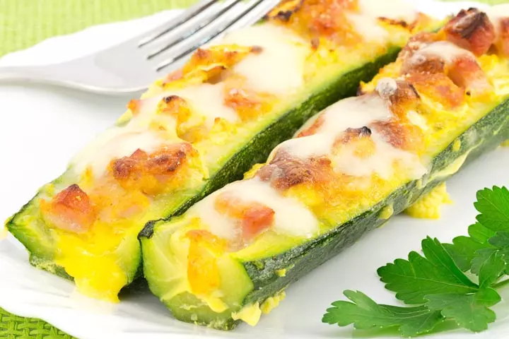 Baked Zucchini With Cheese