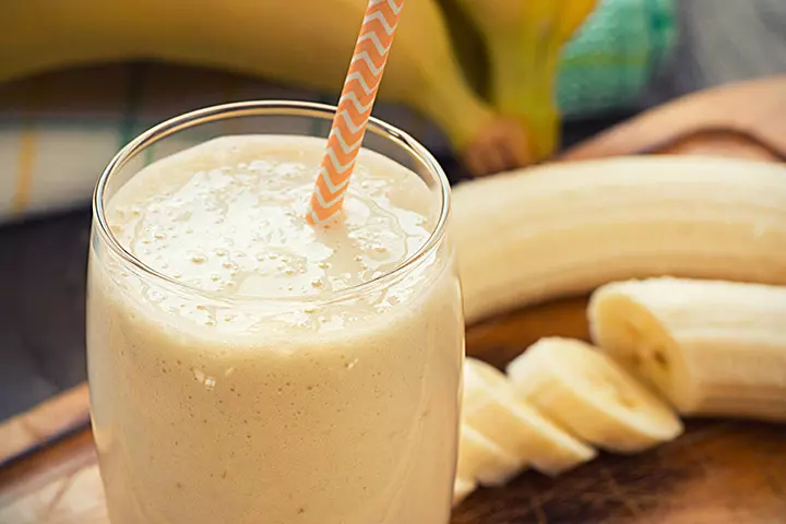 Banana Vanilla Yogurt Smoothie