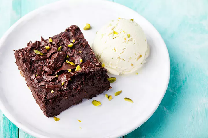 Chocolate brownies gluten-free food ideas for kids