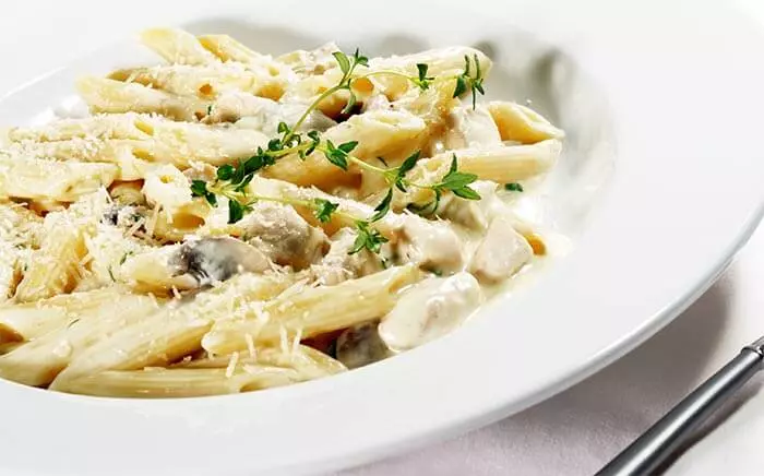 Low Calorie Dinner Recipes - Penne Gorgonzola With Chicken