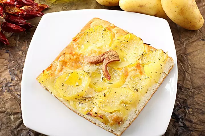 Potato And Oregano Pizza