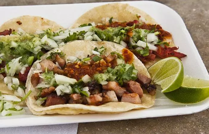 Low Calorie Dinner Recipes - Slow Cooker Pork Tacos