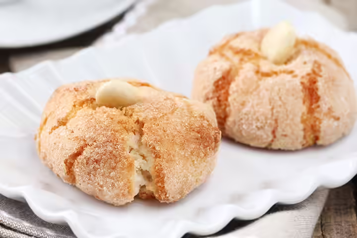 Christmas Recipes For Kids - Almond Puffs Almond Puffs