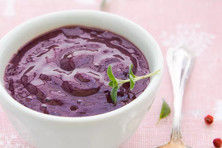 Blueberry with banana mash