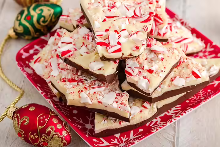Christmas Recipes For Kids - Chocolate Mint Bark Chocolate Mint Bark