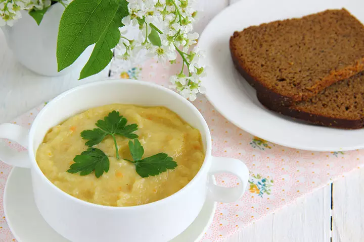 Creamy asparagus dip for babies