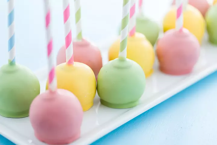 No-Bake Cookies Pops