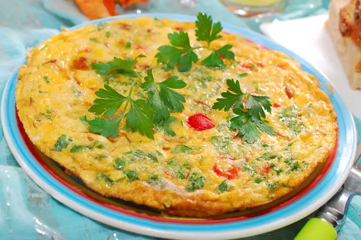 Omelet With Tomato, Onion, And Cheese