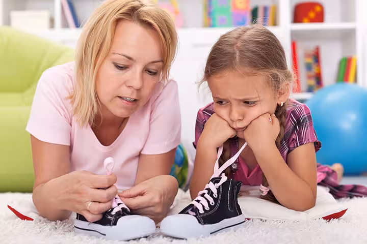 Teach Your Child To Tie Shoelaces