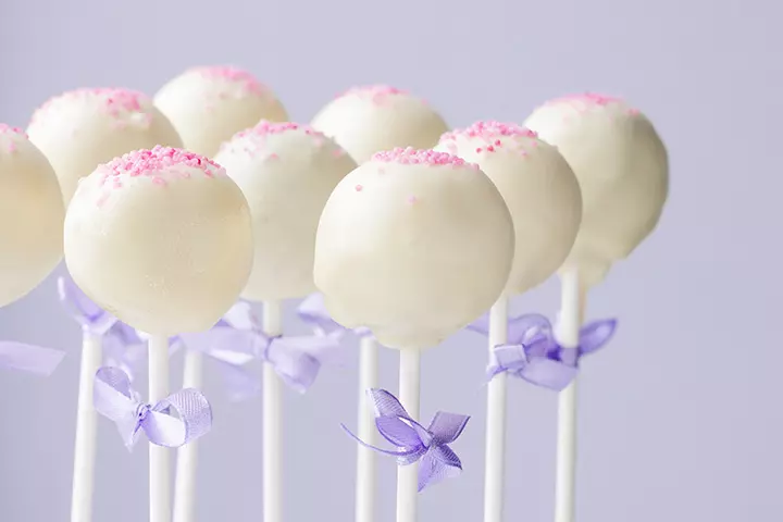 White Chocolate Cake Pops