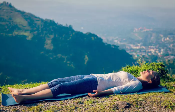 oga-Asanas-That-Will-Relieve-You-Of-Those-Dreaded-Migraines1